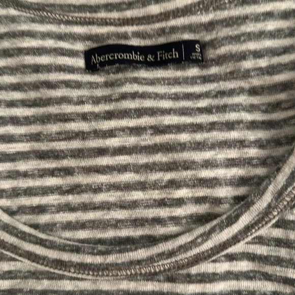 Abercrombie & Fitch Flowy Tank Top Size Small Gray & White - Picture 7 of 8